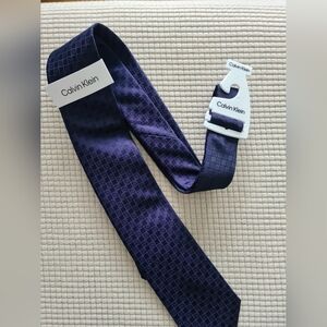 Calvin Klein Men's Deep Navy Adjustable Strap Bag Sling